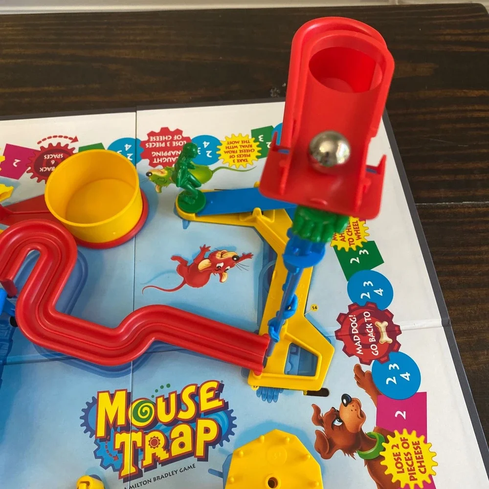 Milton Bradley Mouse Trap Board Game COMPLETE 1999‎ Vintage Hasbro 90s